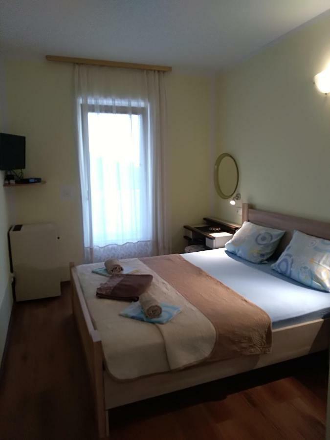 Apartmani Jovanovic Petrovac Екстер'єр фото