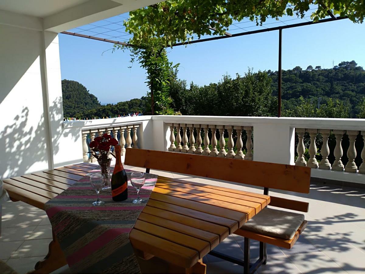 Apartmani Jovanovic Petrovac Екстер'єр фото