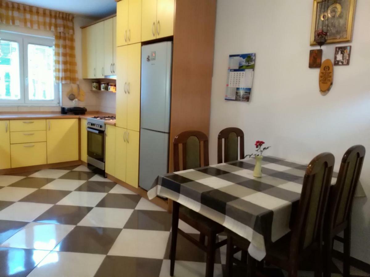 Apartmani Jovanovic Petrovac Екстер'єр фото
